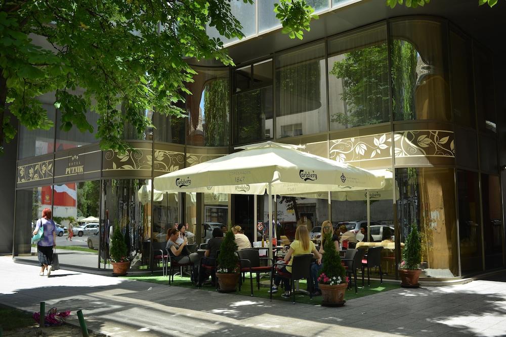 Hotel Putnik Novi Sad Exterior foto